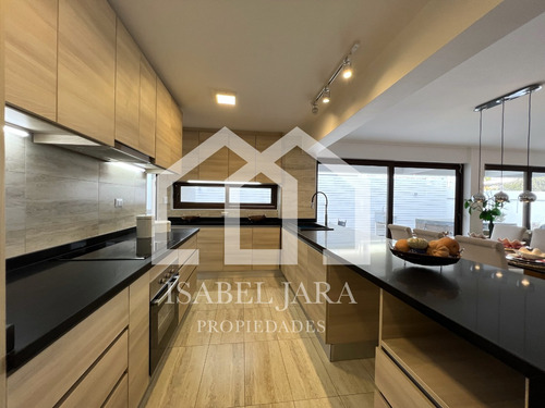 Compra C/arriendo Depthouse 3d/3b/jardín - Las Condes