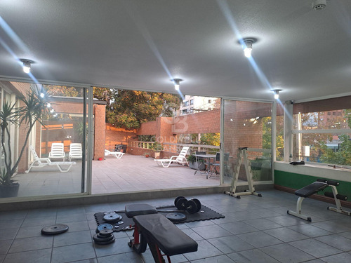 Metro Escuela Militar - Centro Médico Uc Christus