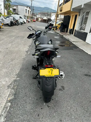 Akt Cr4 Modelo 2025 150 Cc 3,600 Km Soat Hasta Julio 2025