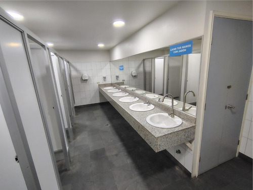 Local En Arriendo En Vicuña Mackenna Con Matta 990m2