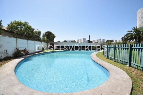 Venta De Departamento En La Avenida Del Mar