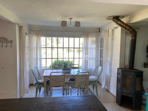 Hermosa Casa En Rincón Del Indio - Ref: 510