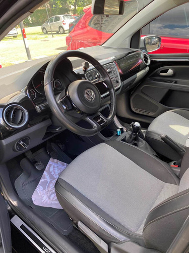 Volkswagen Up! Black Rede