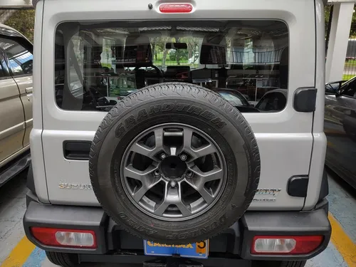 Suzuki Jimny 1.5 M/t