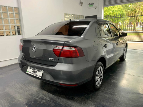Imagen 6 de 13 de Volkswagen Voyage 1.6 Comfortline 101cv 2013