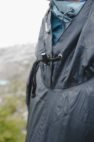 Imagen 3 de 10 de Poncho De Lluvia Cacique Piloto Impermeable - Reforzado