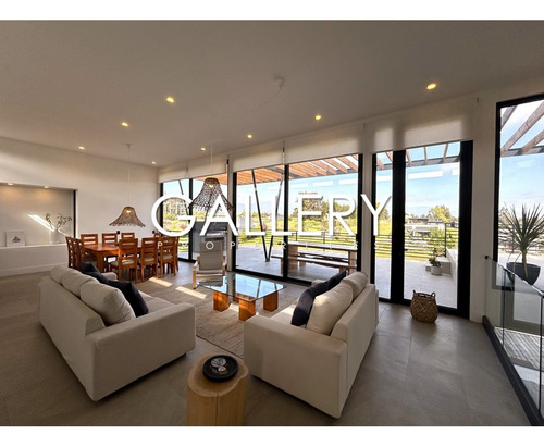 Nueva, Amplia Y Luminosa Casa Condominio Polo Maitencillo
