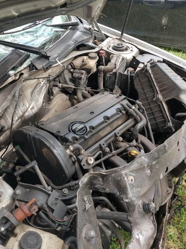 Peugeot 306 Boreal 1.8 16v De Baja Total Para Repuestos