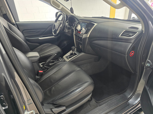 Mitsubishi L200 2.4 Triton Sport Hpe S Cab. Dupla 4x4 Aut. 4p