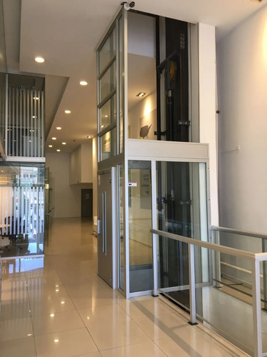 Imagen 3 de 14 de Edificio Corporativo En Plaza Independencia
