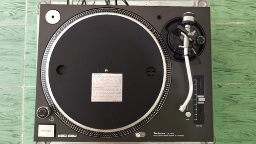 Tornamesas Technics Sl 1210 Mk5 Dj Impecables Todo Original (Usado)