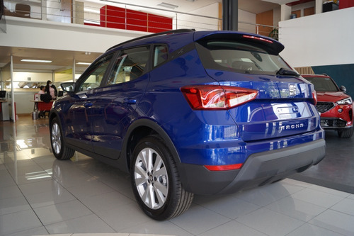 Imagen 5 de 15 de Seat Arona Style Azul 2021