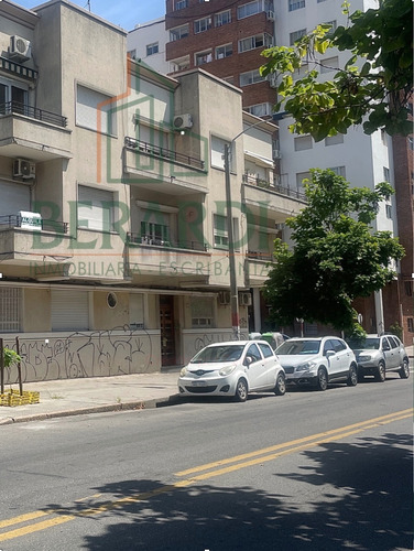 Alquiler - Palermo, 2 Dorm. Balcón Al Frente, A 2 Cuadras De La Rambla.