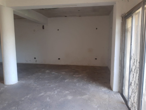 Imagen 7 de 17 de Venta De Casa A Reciclar En El Jagüel