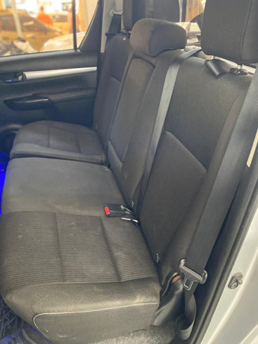 Toyota Hilux 2.8 Cd Srx 177cv 4x2 At