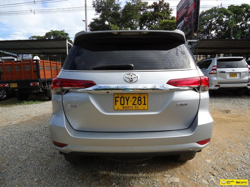 Toyota Fortuner 2.7l