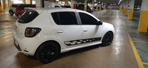 Renault Sandero 2.0 Rs 2019 - 15.000 Kms