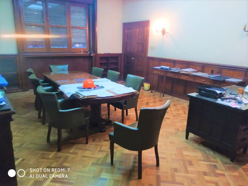 Oficinas De Múltiples Usos Dentro De Predio Logístico, Muy Seguro, La Mejor Ubicación Centro Geográfico De Montevideo.
