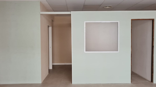 Oficina En Venta Con Dos Cocheras En Amaneceres Office!!!