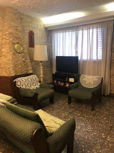 Imagen 2 de 14 de Casa En Venta En Lanus Oeste