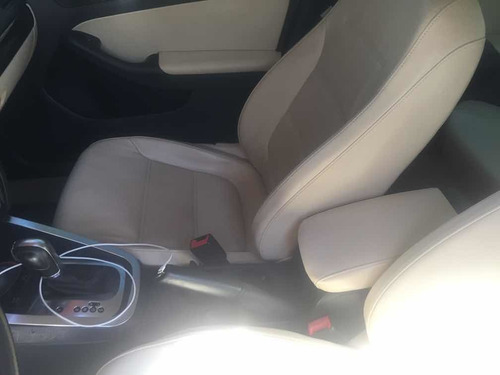 Volkswagen Jetta 2012 2.0 Comfortline Flex 4p Automática