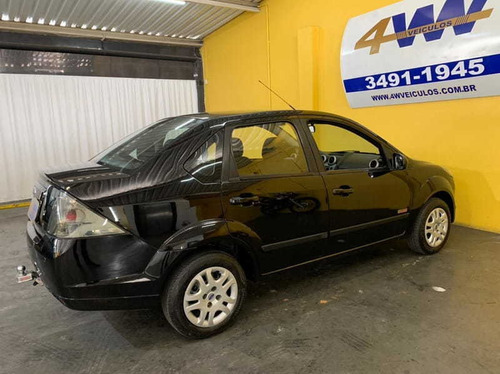 Ford Fiesta 1.6 8v Flex 4p Manual