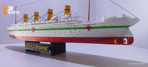 Miniatura Do Hmhs Britannic,65 Cm, Flutua E Afunda