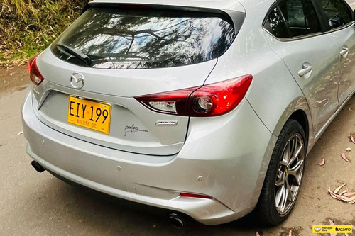 Mazda 3 2.0 Sport Touring