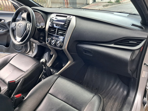 Toyota Yaris 1.3 Xl 16v 5p