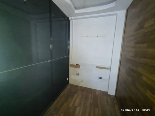 Local En Alquiler En Charallave 24-27922