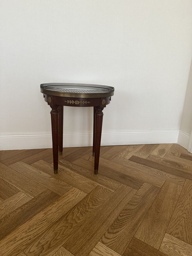 Mesa Ratona De Estilo Francés Con Bronce Chocolate (Usado)