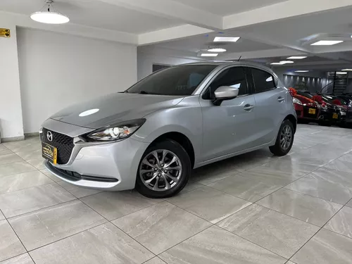 Mazda 2 Automático 2021