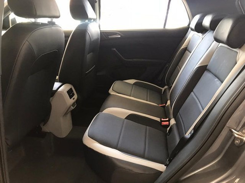 Volkswagen T-cross Highline 250 Tsi