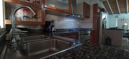 Imagen 2 de 14 de Se Vende Casa Urb Los Samanes- Zona Industrial