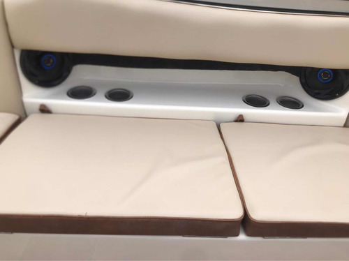 Imagen 3 de 19 de Lancha Mercury 115hp Renovada Virgin Marine 528 Living 2023