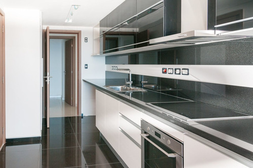 Imagen 25 de 30 de Venta, Apto 3 Dor En Look Brava, Piso Alto, Playa Brava (ref: Lij-5374)