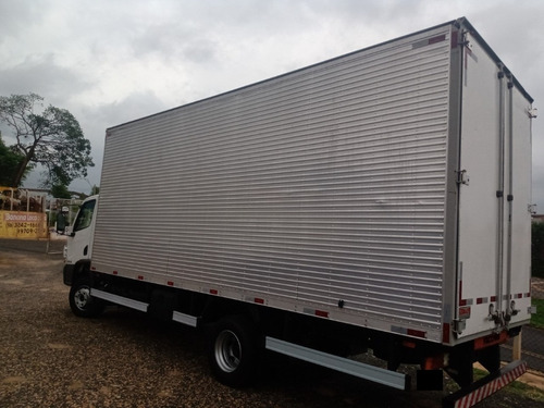Imagem 6 de 15 de Mb 1016 Ano 2017/2018 Bau Aluminio Facchini 6,50mts