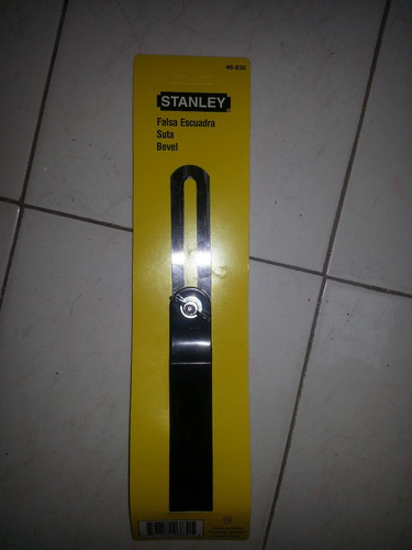 Falsa Escuadra Stanley 