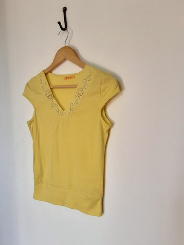 Imagen 2 de 9 de Polera Cuello En V Con Brillos, Talla M