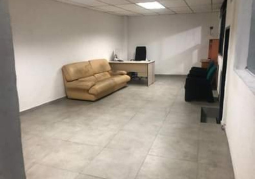 Imagen 3 de 7 de Venta De Galpón En Los Dos Caminos 530mt2.