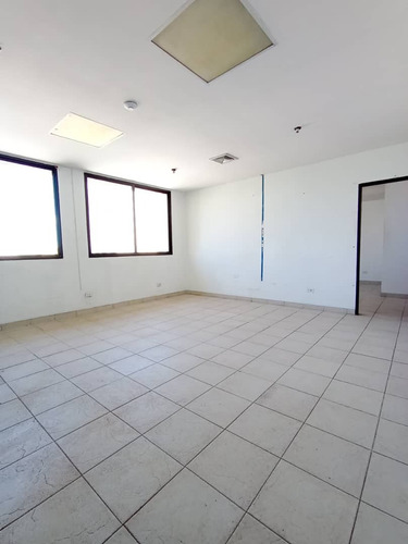 Edificio En Venta, Para Iniciar Tu Proyecto Empresarial O Residencial.