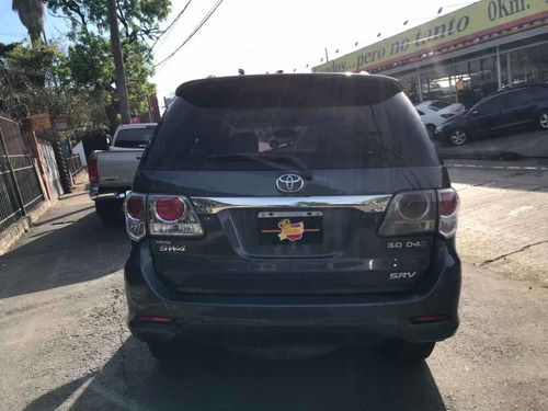 Toyota Sw4 3.0 Srv Cuero I 171cv 4x4 2013