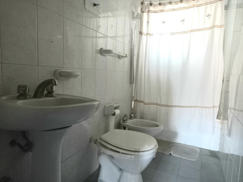 Imagen 7 de 8 de Venta Duplex 4 Ambientes Castelar Cod5246
