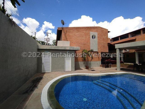 Townhouse En Venta Ubicado En Mañongo Naguanagua Carabobo Venezuela Cod 24-20148 Eloisa Mejia