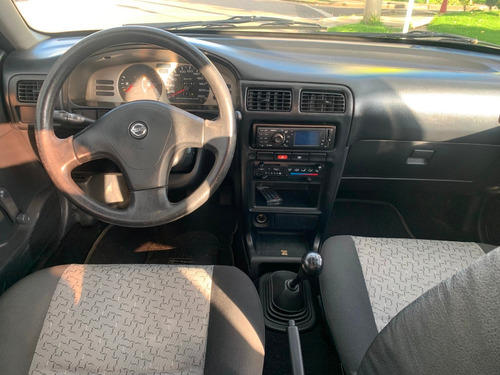 Nissan Sentra B13