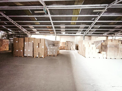 Arriendo Bodegas 5000 M2 Con Oficinas Y Patio De Maniobras