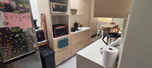 Casa En Venta De 4 Dorm. En Las Condes Apumanque J80