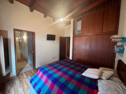 Imagen 16 de 30 de En Venta Casa Oportunidad El Peñon 340m2 4h 5b 4p Jardin Privacidad