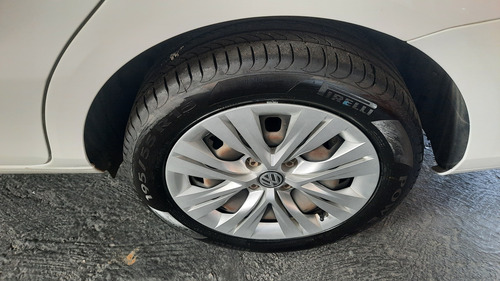 Volkswagen Voyage Volkswagen Voyage 1.0 MPI (Flex)