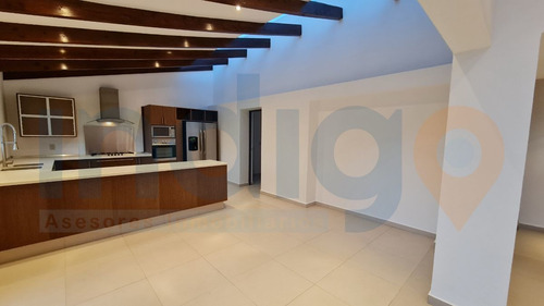 Casa En Venta Cumbres Del Lago Un Solo Piso, Vista Al Parque